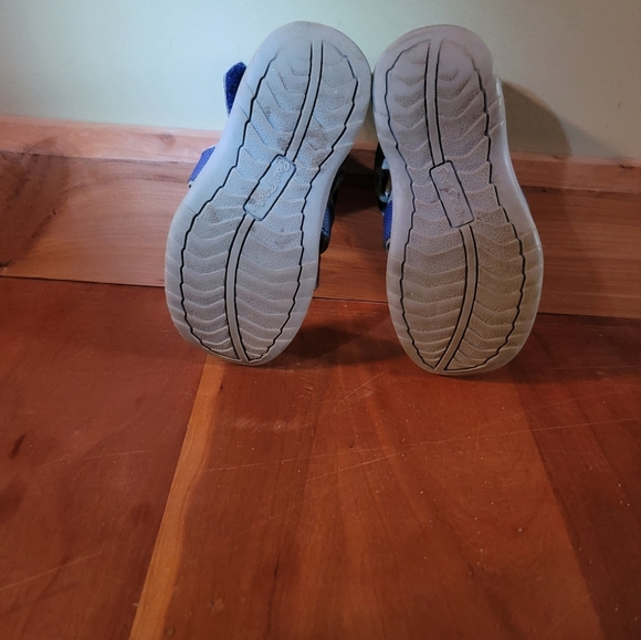 Paul Pirate Size 10 toddler sandals - Picture 3 of 4